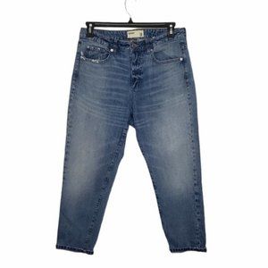 GARAGE blue light wash high rise mom jean size 11